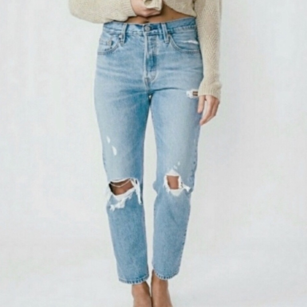 Levi wedgie straight jeans size 26